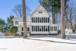 174 Menands Road, Colonie, NY 12211