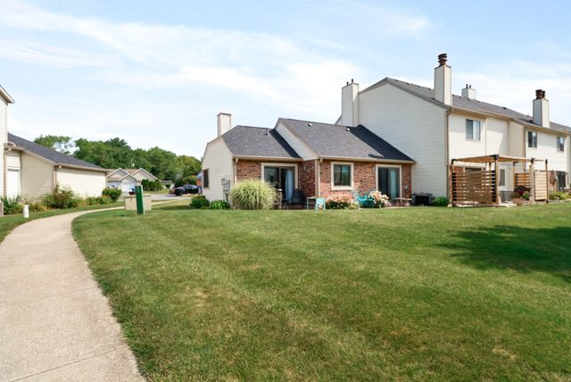 2111 Tupelo Lane, Chesterton, IN 46304