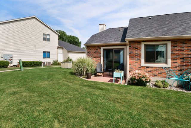 2111 Tupelo Lane, Chesterton, IN 46304