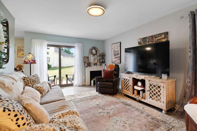 2111 Tupelo Lane, Chesterton, IN 46304