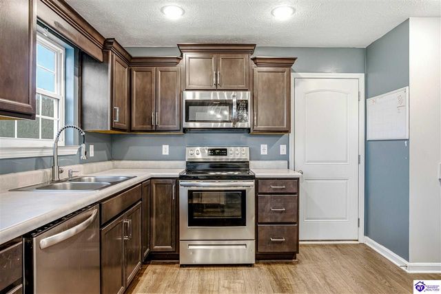 129 Molly Way, Elizabethtown, KY 42701
