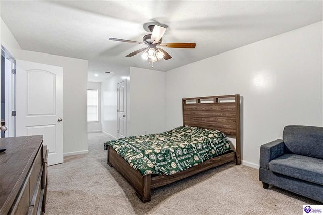 129 Molly Way, Elizabethtown, KY 42701