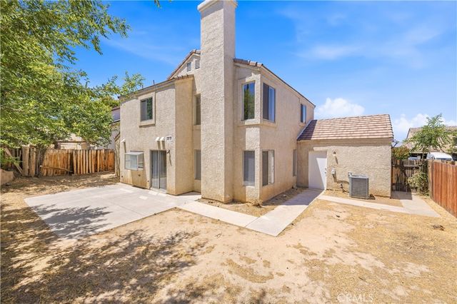 1524 Bengal Court, Palmdale, CA 93551
