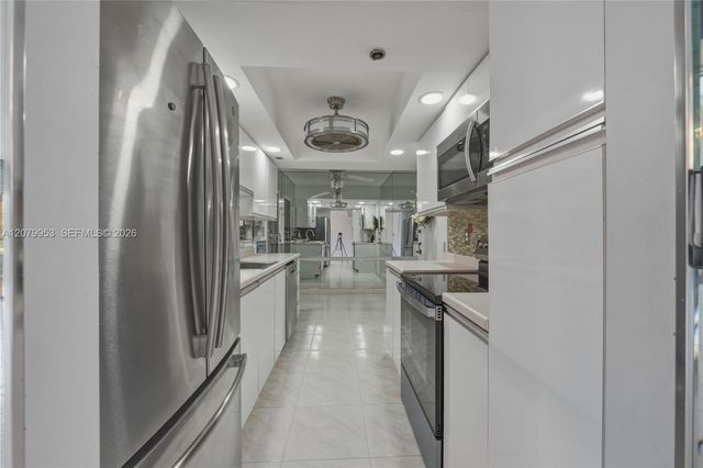 900 Saint Charles Place 310, Pembroke Pines, FL 33026
