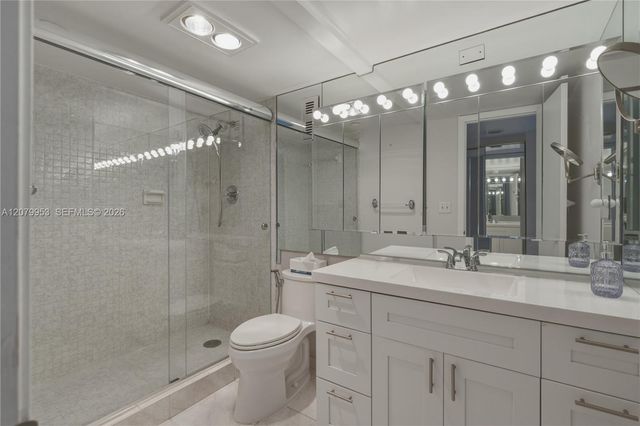 900 Saint Charles Place 310, Pembroke Pines, FL 33026