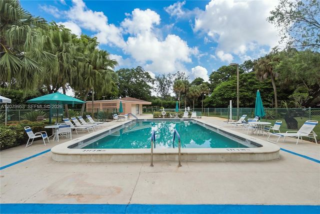 900 Saint Charles Place 310, Pembroke Pines, FL 33026