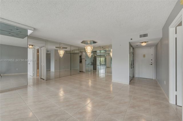 900 Saint Charles Place 310, Pembroke Pines, FL 33026