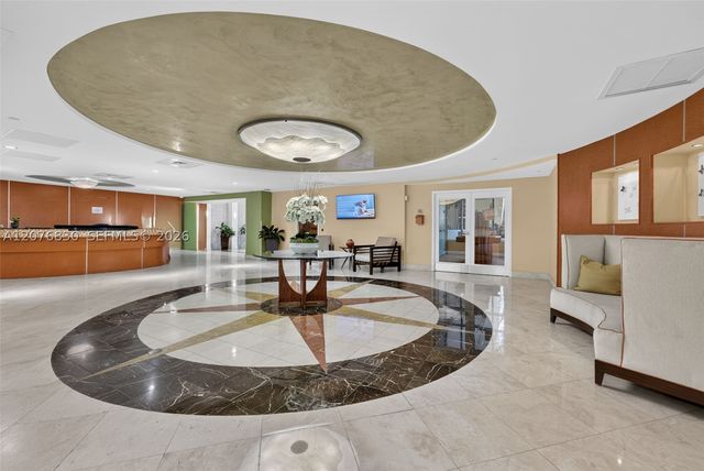 7350 SW 89th St 721S, Miami, FL 33156