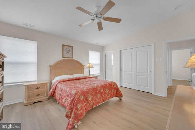 801 FREEPORT WAY, Williamstown, NJ 08094