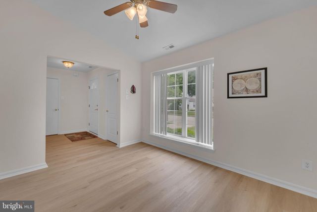 801 FREEPORT WAY, Williamstown, NJ 08094
