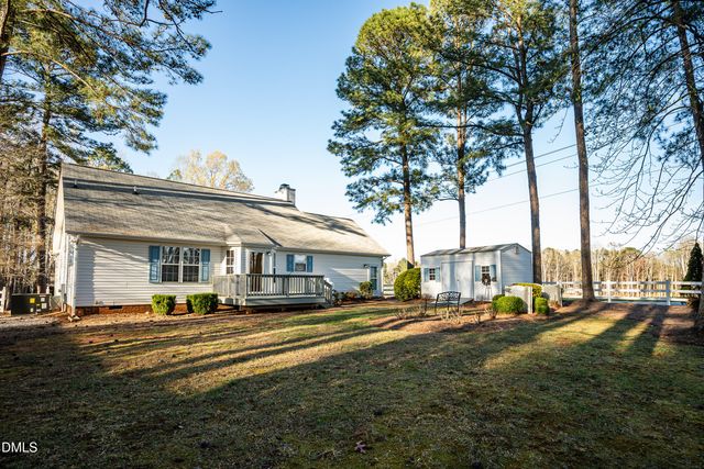 15 Beaver Ridge Drive, Youngsville, NC 27596