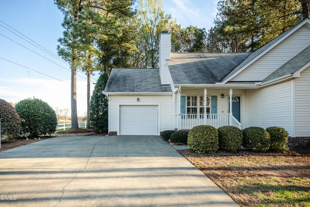 15 Beaver Ridge Drive, Youngsville, NC 27596