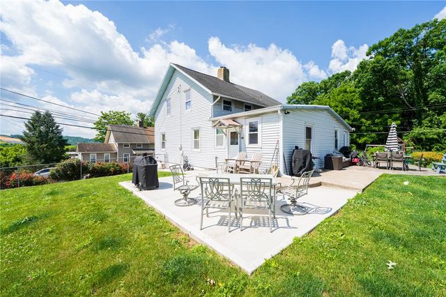 216 High Street, Glendon Boro, PA 18042