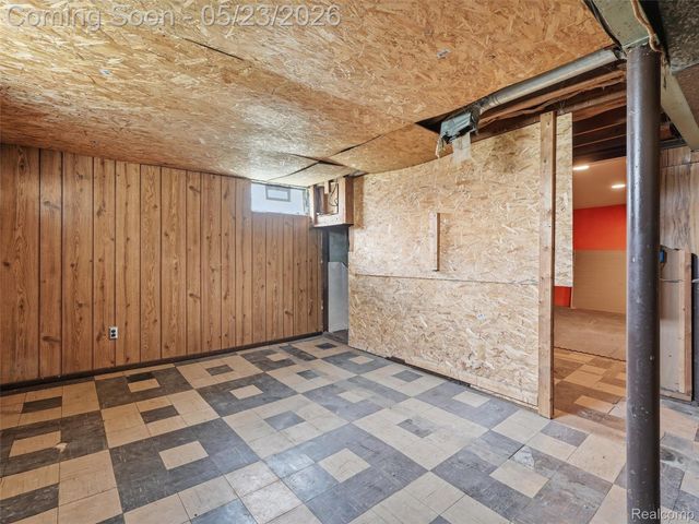 19132 Glenmore, Redford Charter Township, MI 48240