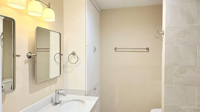 12743 Huntingwick Drive 149, Houston, TX 77024