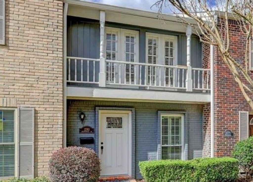 12743 Huntingwick Drive 149, Houston, TX 77024