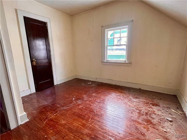 141 Charmouth Drive, Syracuse, NY 13207