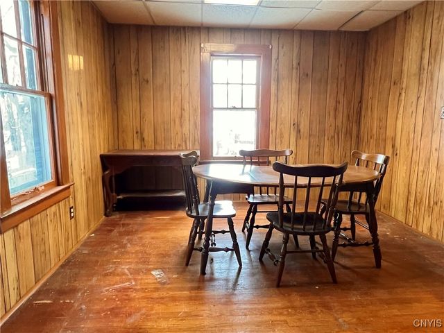 141 Charmouth Drive, Syracuse, NY 13207