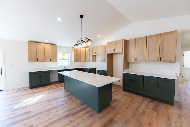 542 Heritage Drive, Stillman Valley, IL 61084