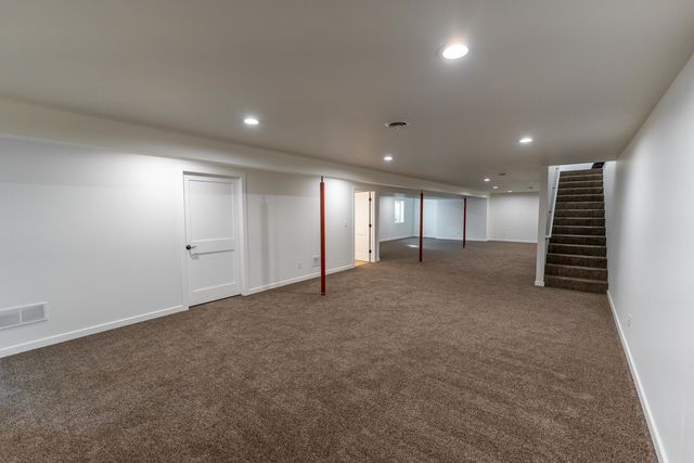 542 Heritage Drive, Stillman Valley, IL 61084