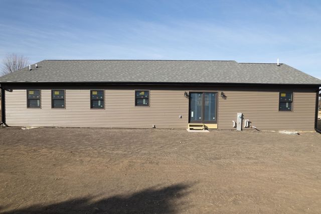 542 Heritage Drive, Stillman Valley, IL 61084