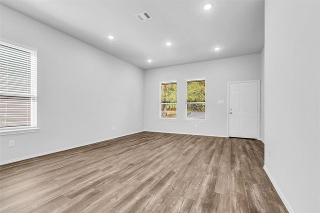 11964 Canal Street, Willis, TX 77318