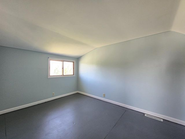 1031 98th STREET, West Allis, WI 53214
