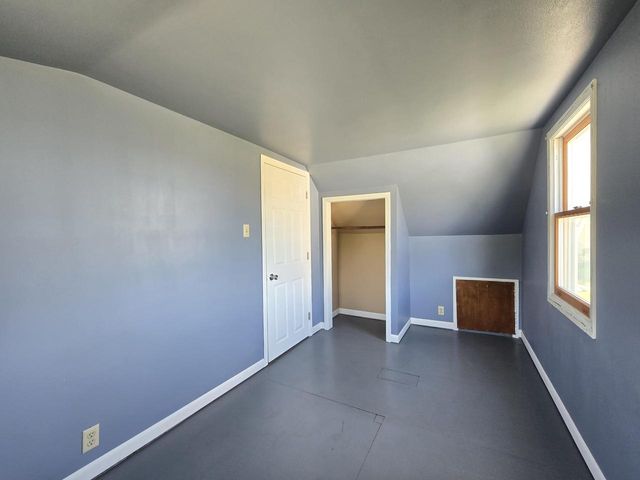 1031 98th STREET, West Allis, WI 53214