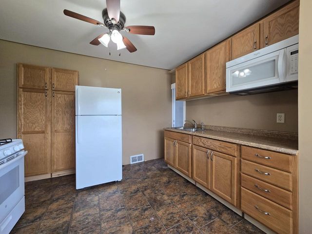 1031 98th STREET, West Allis, WI 53214