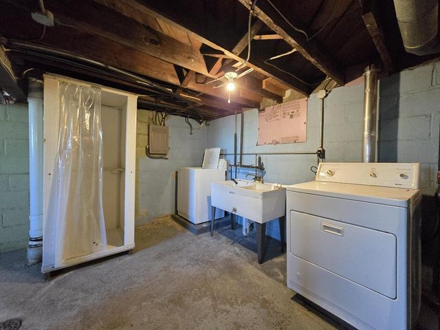 1031 98th STREET, West Allis, WI 53214