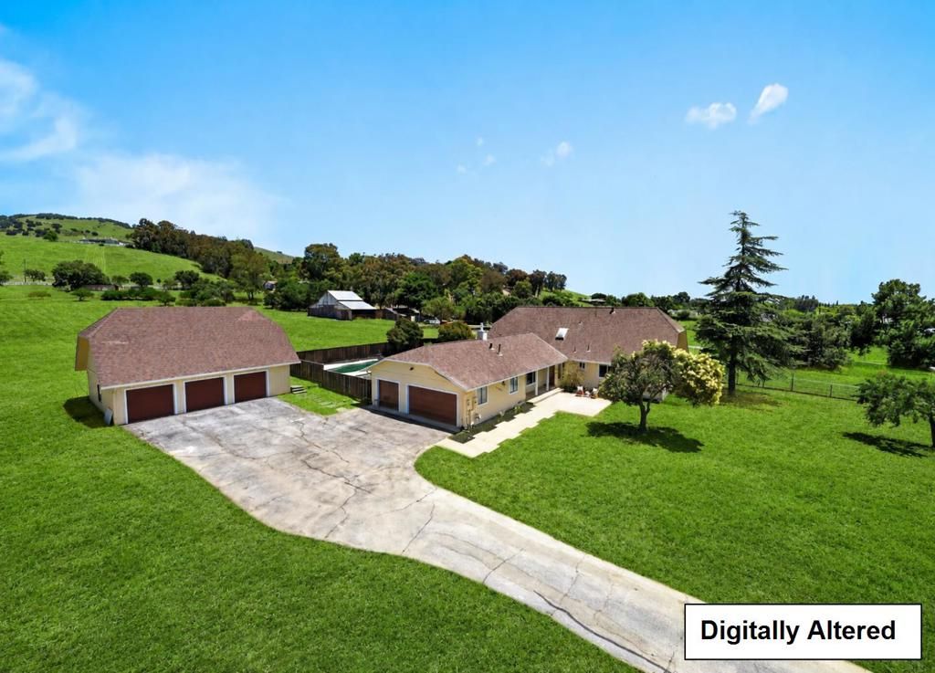 Image 1 of property listing at 10980 New Avenue, Gilroy, CA 95020