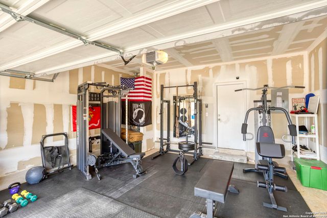 4007 Bay Leaf, Von Ormy, TX 78073