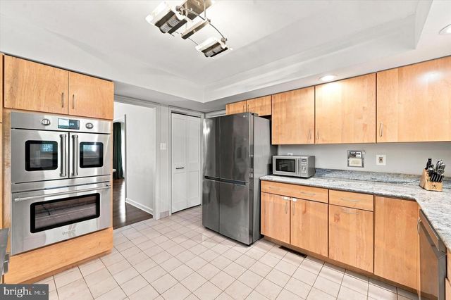 606 FOXFIELDS RD, Bryn Mawr, PA 19010