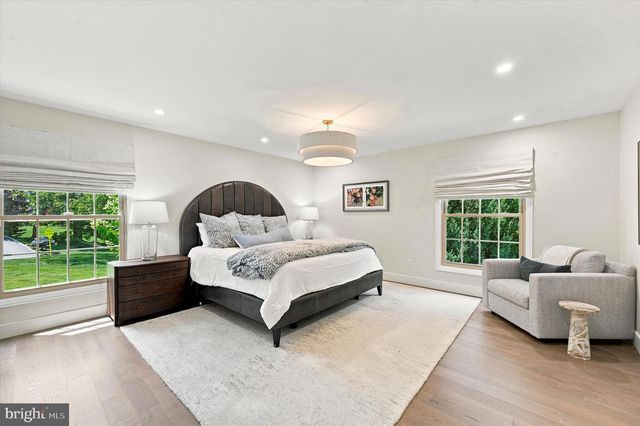 606 FOXFIELDS RD, Bryn Mawr, PA 19010