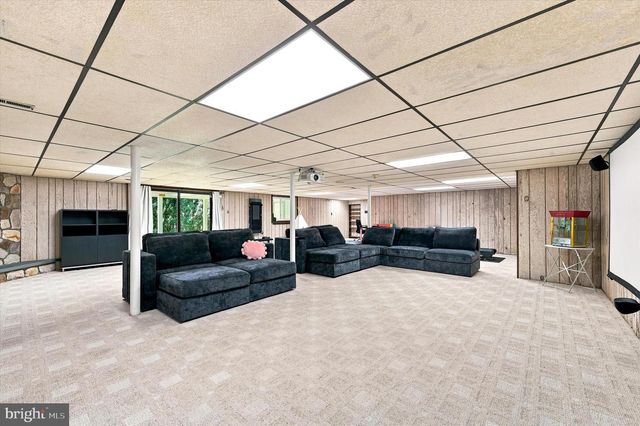 606 FOXFIELDS RD, Bryn Mawr, PA 19010