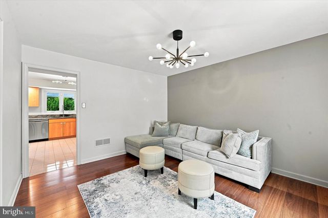 606 FOXFIELDS RD, Bryn Mawr, PA 19010