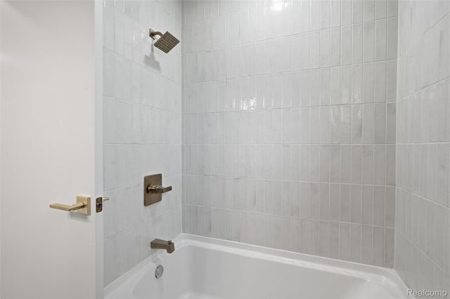 27427 Vargo Street, Livonia, MI 48152