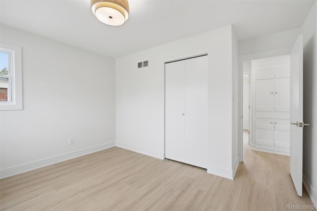 27427 Vargo Street, Livonia, MI 48152