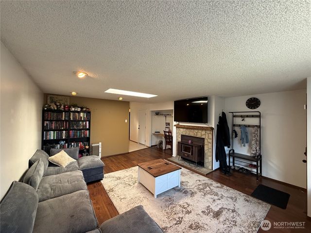 1345 Rockcress Drive SE, Olympia, WA 98513