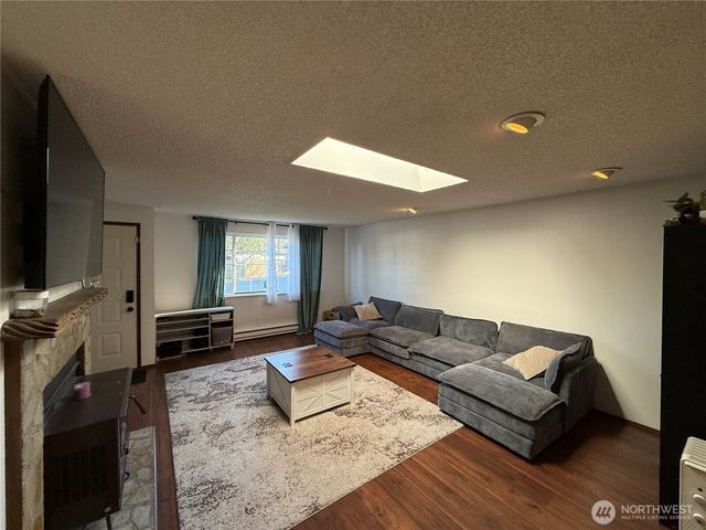 1345 Rockcress Drive SE, Olympia, WA 98513