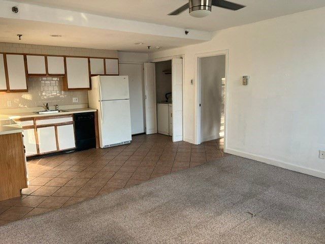 80 Foster St 406, Peabody, MA 01960