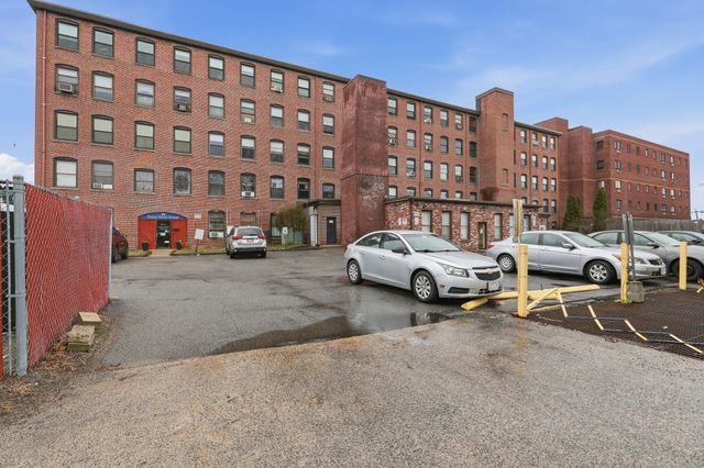 80 Foster St 406, Peabody, MA 01960