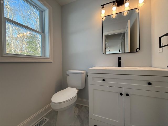 89 C Mt Sinai Coram Road, Coram, NY 11727