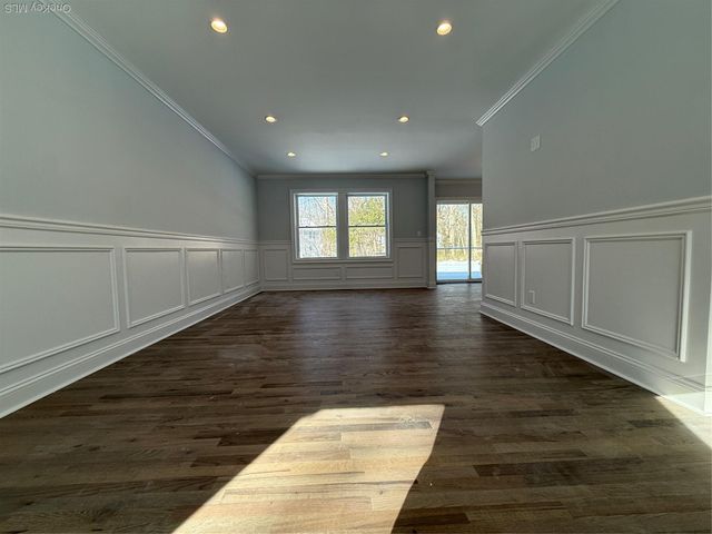 89 C Mt Sinai Coram Road, Coram, NY 11727