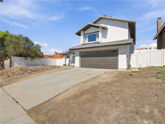 19620 Kinnow Ln, Riverside, CA 92508