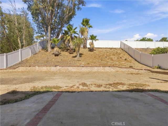 19620 Kinnow Ln, Riverside, CA 92508