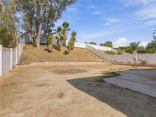 19620 Kinnow Ln, Riverside, CA 92508