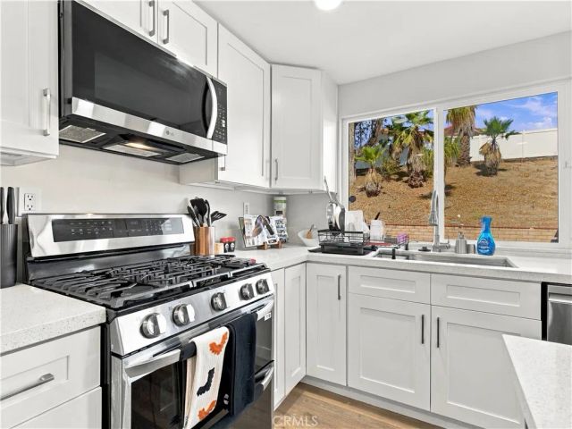 19620 Kinnow Ln, Riverside, CA 92508