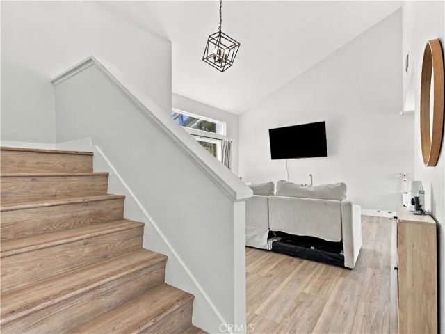 19620 Kinnow Ln, Riverside, CA 92508