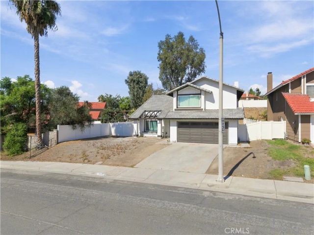 19620 Kinnow Ln, Riverside, CA 92508